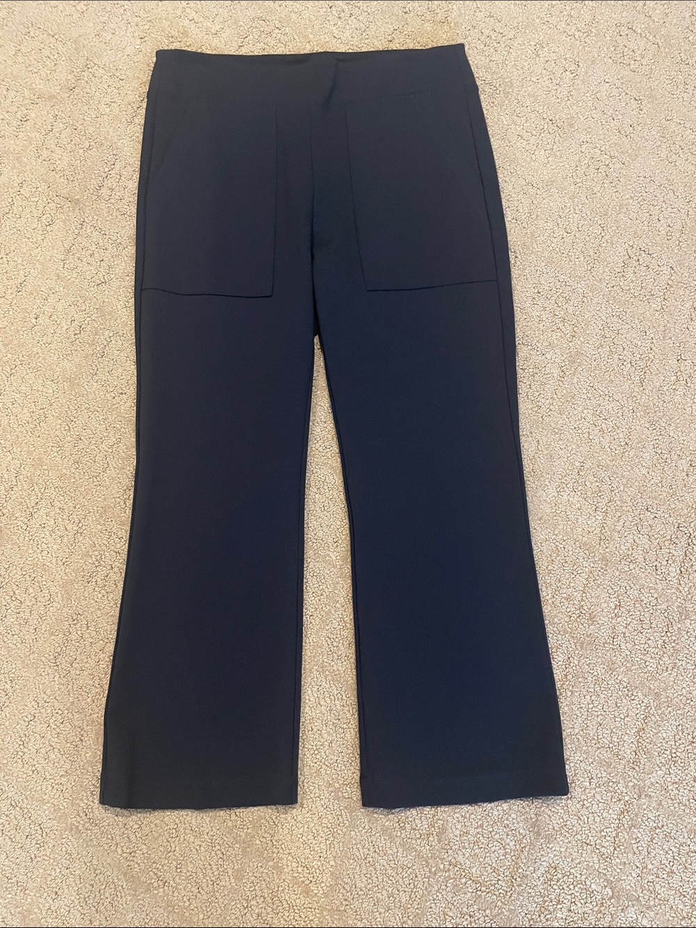 CAbi Wide-Leg Pull-On Pants in Black